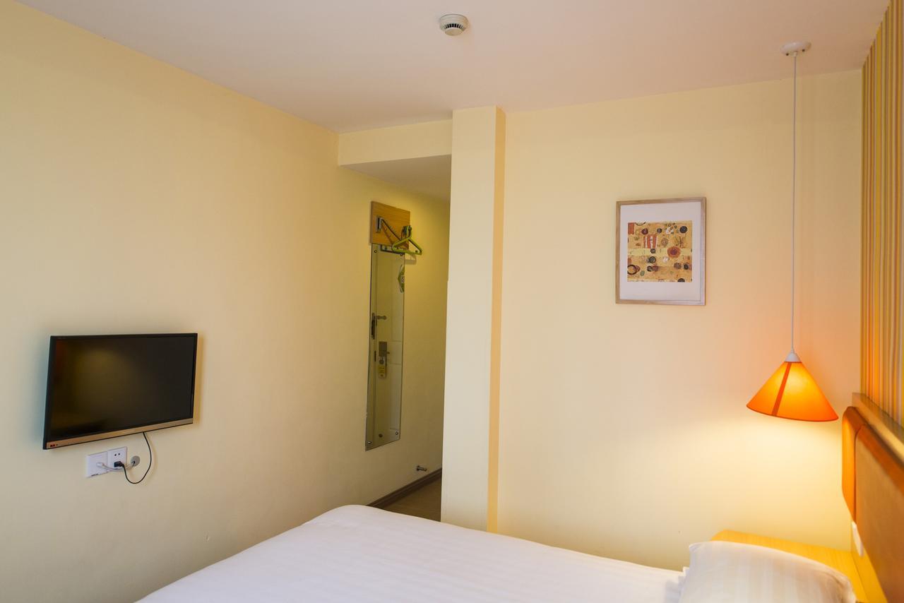 Home Inn Guangzhou Zhujiang New City Esterno foto